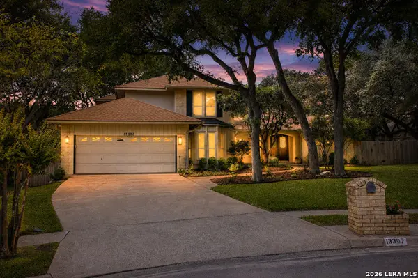 13307 La Vista Dr, San Antonio, TX 78216