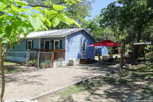 124 Cove Dr, Pipe Creek, TX 78063 - #3