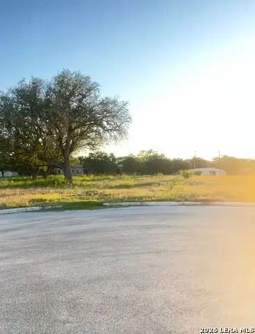 806 N Filmore, Beeville, TX 78102 - #1