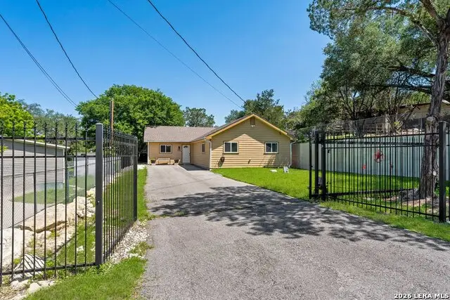 735 Green Castle Pl, Canyon Lake, TX 78133 - #1
