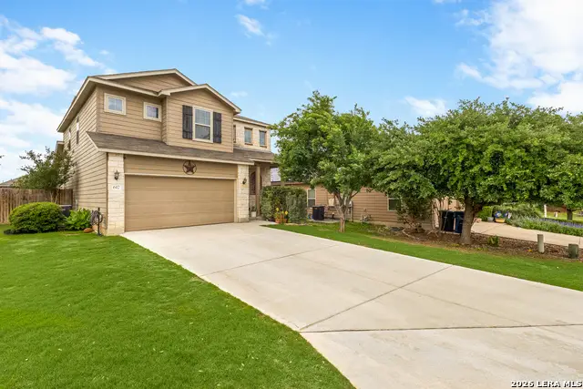 617 Community Dr, New Braunfels, TX 78132 - #1