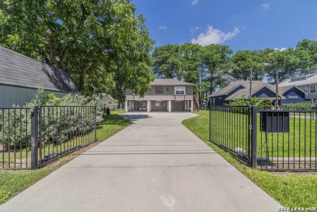 1321 E Zipp, New Braunfels, TX 78130 - #2