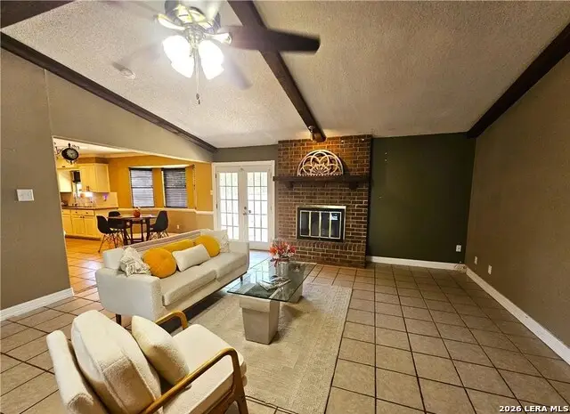1648 Eastwood Dr, Seguin, TX 78155 - #3