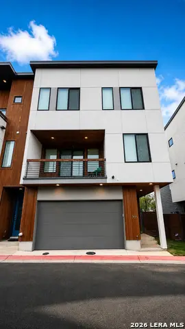 102 Tendick, San Antonio, TX 78209