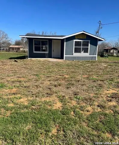 416 E Curtis, Dilley, TX 78017 - #1