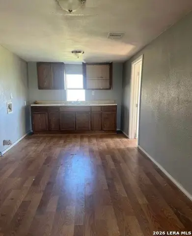 416 E Curtis, Dilley, TX 78017 - #3