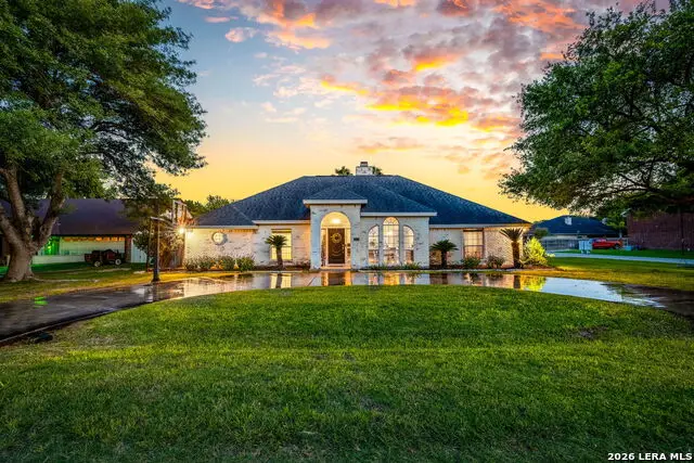 601 Woodlake Dr, McQueeney, TX 78123 - #3