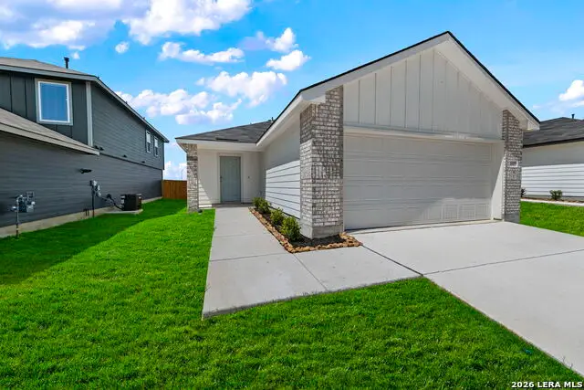 16059 Mahogany Way, Elmendorf, TX 78112 - #2