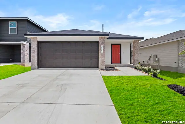 16064 Mahogany Way, Elmendorf, TX 78112 - #1