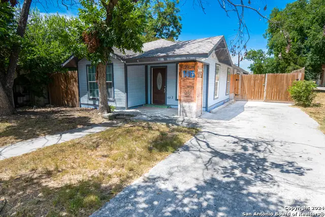 1415 W French, San Antonio, TX 78201 - #2