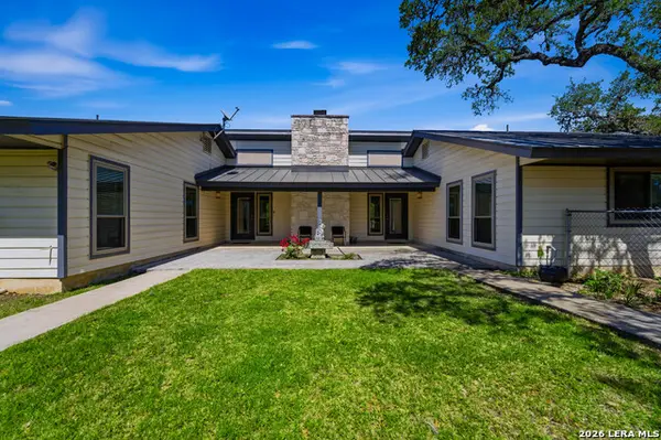28337 Leslie Pfeiffer Dr, Boerne, TX 78015