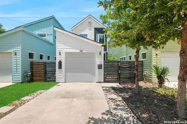 1753 E Crockett St, San Antonio, TX 78202 - #1