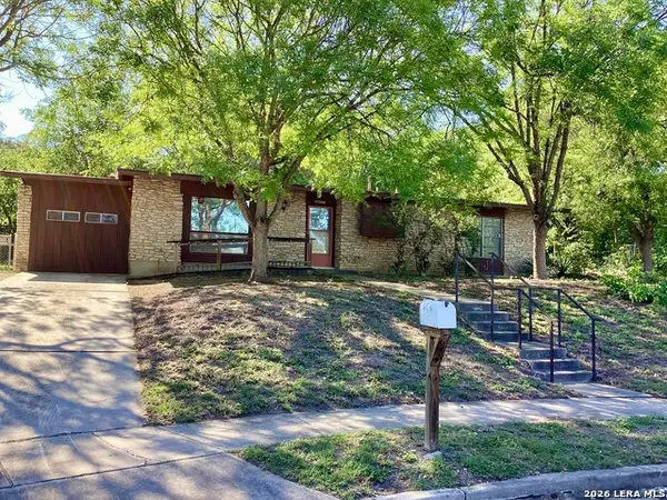 7502 Glacier Ln, San Antonio, TX 78209