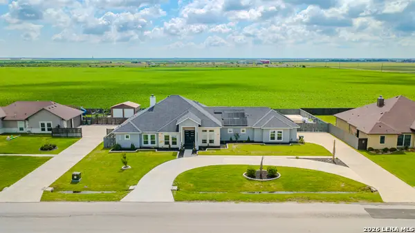 2234 Loxley Dr, Corpus Christi, TX 78415