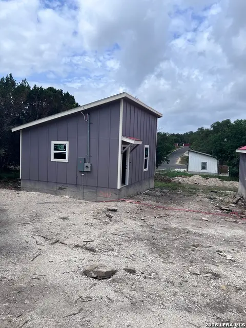 510 Valleyview St, Canyon Lake, TX 78133 - #2