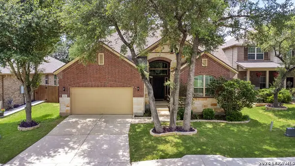 11304 Massive Mt, Helotes, TX 78023