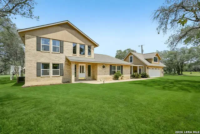 1922 Virginia Ln, Floresville, TX 78114 - #3