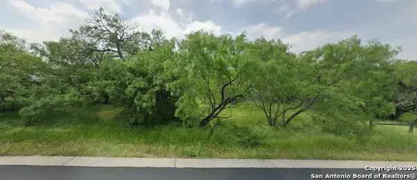 1006 Hi Cir W, Horseshoe Bay, TX 78657