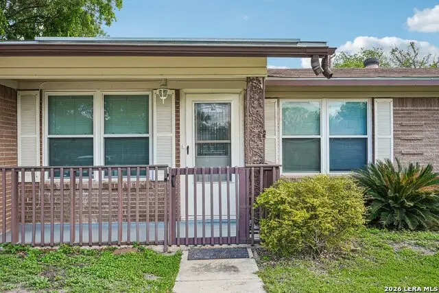 215 Hialeah Ave, San Antonio, TX 78218 - #1
