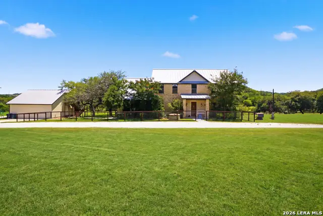 8 Walnut Grove Rd, Boerne, TX 78006 - #1