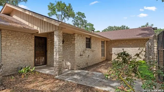 162 Lone Oak St, Seguin, TX 78155 - #2