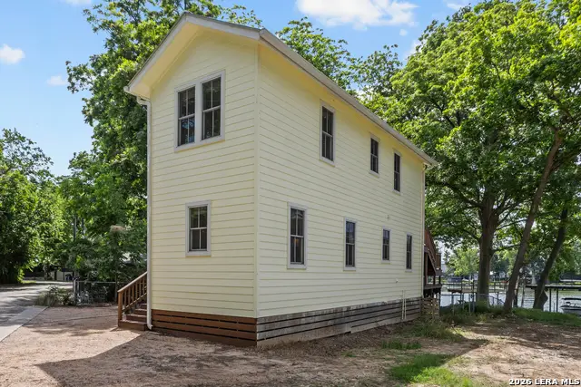 157 Lake Bnd, McQueeney, TX 78123 - #2
