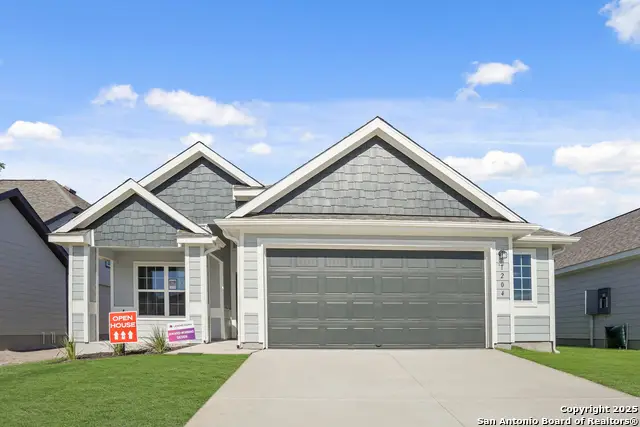 1204 Sweden, Seguin, TX 78155 - #1