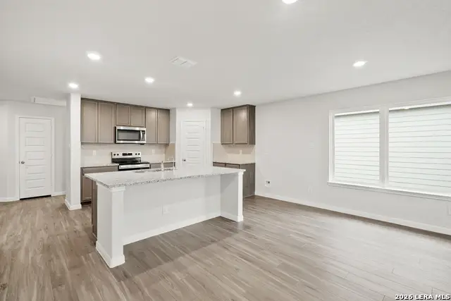1221 Sweden, Seguin, TX 78155 - #2
