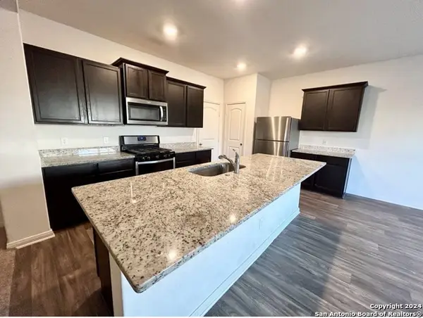 15114 N Harbor Landing, Von Ormy, TX 78073