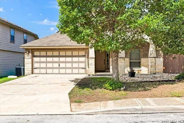 1807 Buffalo Wolf, San Antonio, TX 78245 - #1