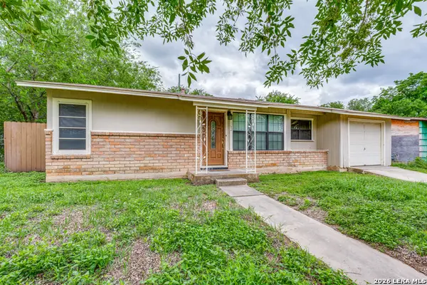 162 Cyril Dr, San Antonio, TX 78218