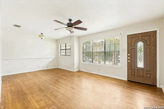 162 Cyril Dr, San Antonio, TX 78218 - #2