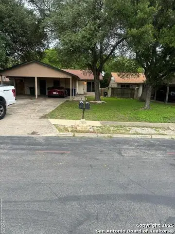 13136 Los Espanada, San Antonio, TX 78233
