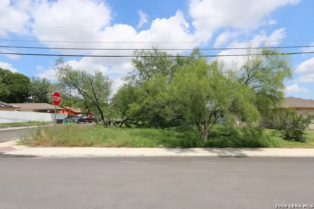 126 Surrels Ave, San Antonio, TX 78228 - #1