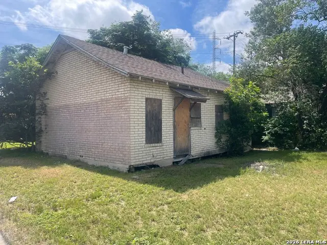 2411 S Zarzamora St, San Antonio, TX 78207 - #2