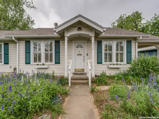 217 W Morse St., Fredericksburg, TX 78624 - #2