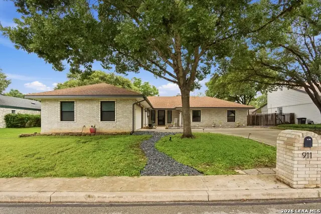 911 Silver Spruce St, San Antonio, TX 78232 - #1