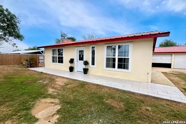 13934 N Interstate 35, Moore, TX 78057 - #2