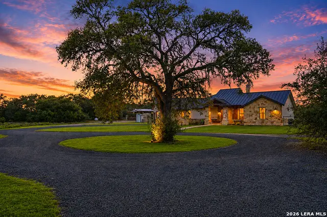 204 Seewald Rd, Boerne, TX 78006 - #2