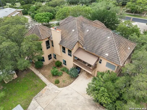31360 Wild Oak Hl, Fair Oaks Ranch, TX 78015