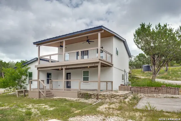 1200 Linda Dr, Canyon Lake, TX 78133