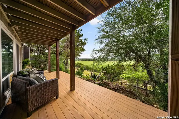 776 Grandview Circle, Bandera, TX 78003