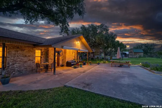 335 Sunset Ridge, Uvalde, TX 78801 - #2