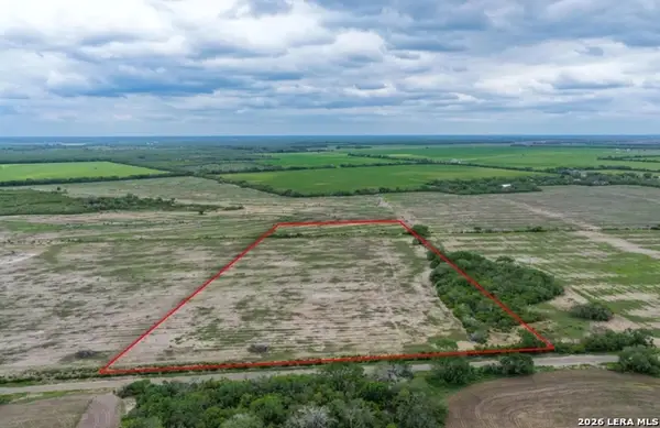 000 County Road 332, Beeville, TX 78102