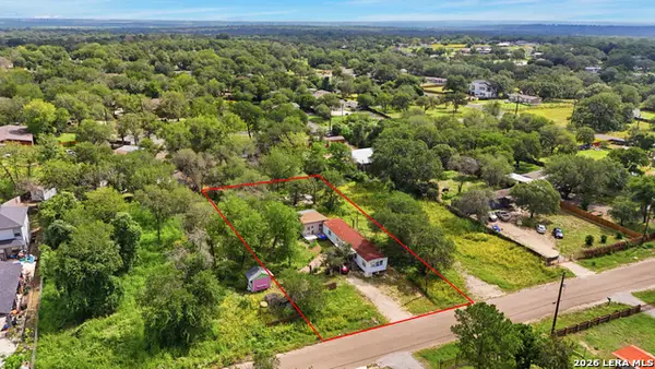 4423 Lost Hills Dr, Elmendorf, TX 78112
