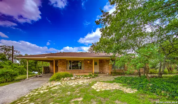 105 Walnut Grove Rd, Boerne, TX 78006