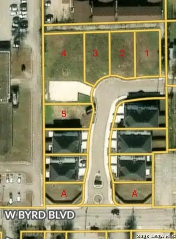 325 W Langley Blvd, Universal City, TX 78148 - #1