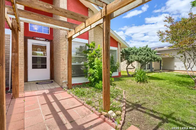 6419 Fishers Cv, San Antonio, TX 78239 - #2