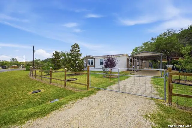 22718 Gold Gap St, Elmendorf, TX 78112 - #3