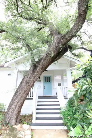 211 Montclair St, Alamo Heights, TX 78209 - #3